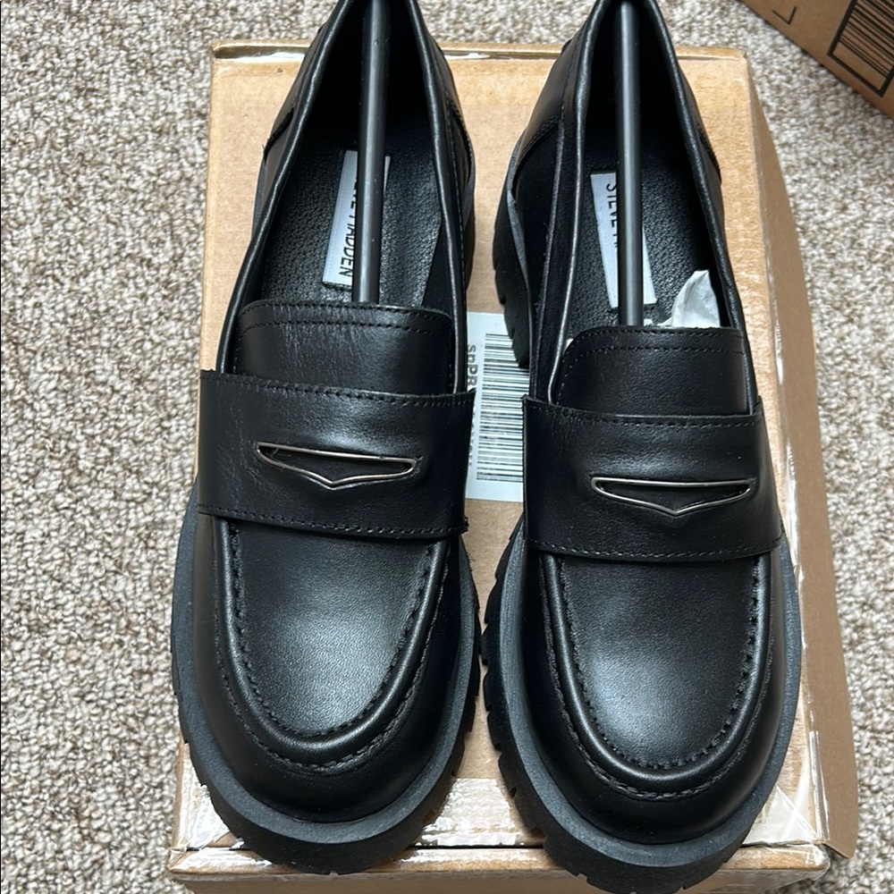 Steve Madden Lawrence Black Platform Loafers